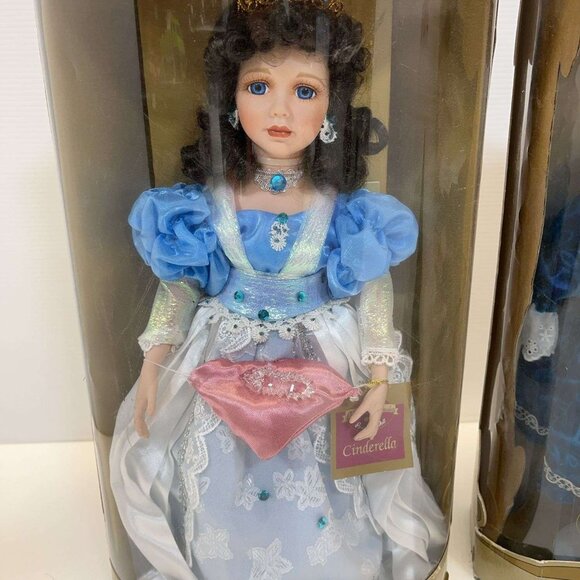 Vintage 90's Collectible Memories Porcelain Cinderella Doll by Linda Mason - Picture 2 of 7